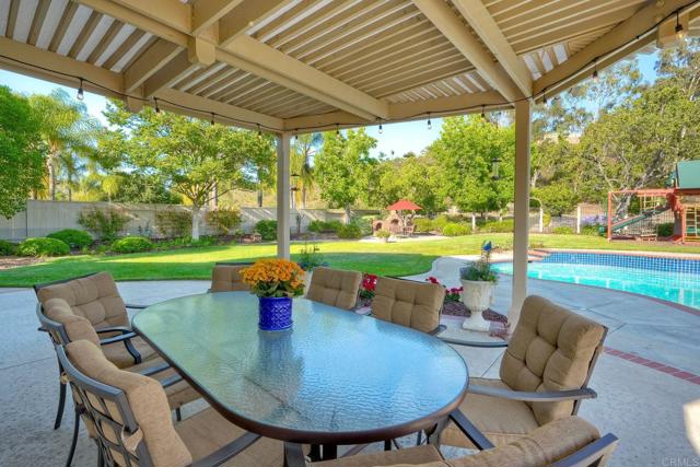 Detail Gallery Image 27 of 47 For 14013 Saddlewood Dr, Poway,  CA 92064 - 4 Beds | 3 Baths