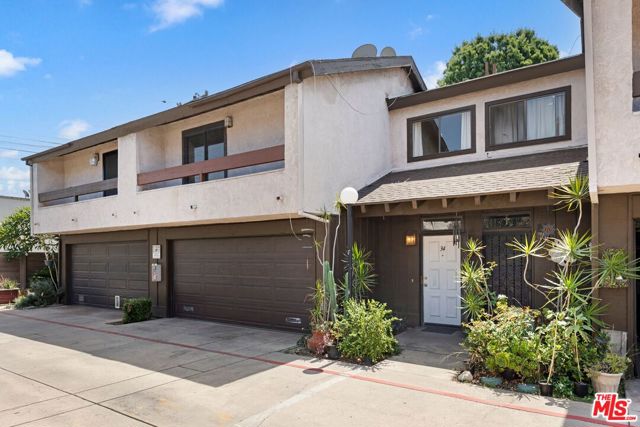 Townhome Style - Garage View