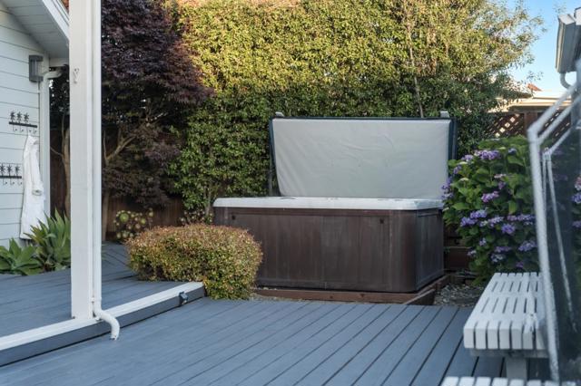 129 Santa Cruz Avenue, Aptos CA: https://media.crmls.org/mediaz/16e4836b-78d2-4ae0-bcdb-1db5511ca383.jpg