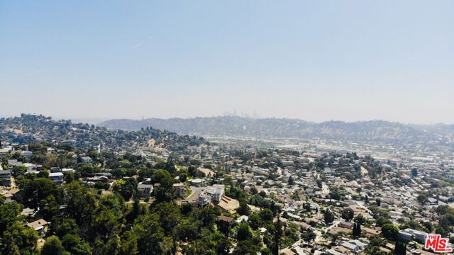 3566 N Paseo Drive, Los Angeles CA: https://media.crmls.org/mediaz/16e4d68d-1664-40a7-b52c-c35638bbf889.jpg