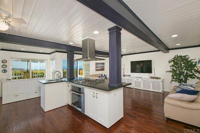 Image 3 of 31 For 821 Sea Turf Circle