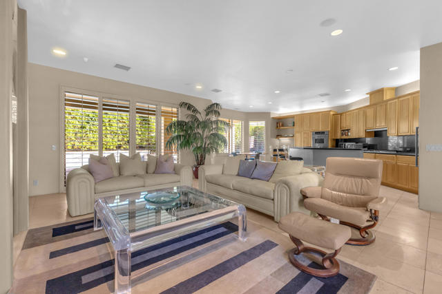 Image 6 of 35 For 2438 S Caliente Drive