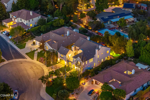 1008 N Country Club Drive, Simi Valley CA: https://media.crmls.org/mediaz/16e609a8-c1a7-46d8-bcd1-fa14430d72c1.jpg