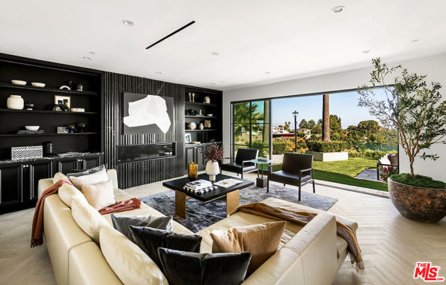 Drew Fenton | 10932 Savona Road Los Angeles CA | MLS: 7216618