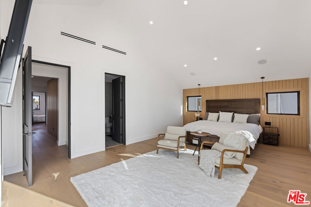 MLS #25620773 image #22