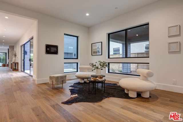 4123 Jackson Avenue photo 4