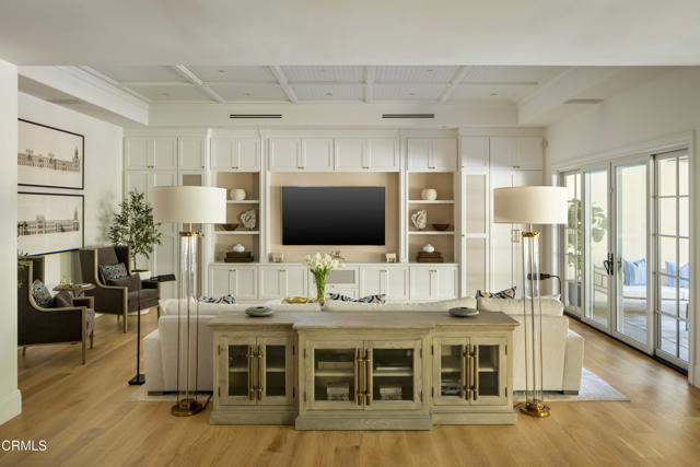 2060 Windover Road, Pasadena CA: https://media.crmls.org/mediaz/16eb203f-8e10-4257-8fd2-37a24d59cadf.jpg