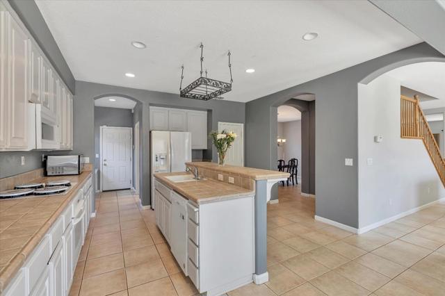 Image 10 of 28 For 6457 Sonora Pass Way