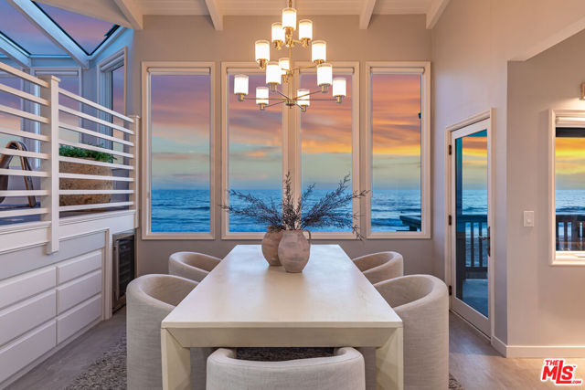 1448 Nathan Lane, Ventura CA: https://media.crmls.org/mediaz/16ef561d-174e-4b8d-97f2-8b23ec804d1c.jpg