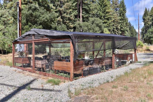 165 Coffeeberry Drive, Boulder Creek CA: https://media.crmls.org/mediaz/16efb21e-2abf-4297-96ae-9c246ea49f29.jpg