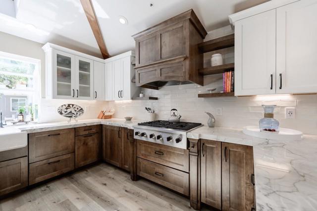 307 Sidesaddle Circle, Scotts Valley CA: https://media.crmls.org/mediaz/16efee80-cb65-4bc5-9cce-b6703552b775.jpg