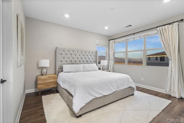 Detail Gallery Image 34 of 55 For 1840 Mint #6,  Chula Vista,  CA 91915 - 4 Beds | 3 Baths
