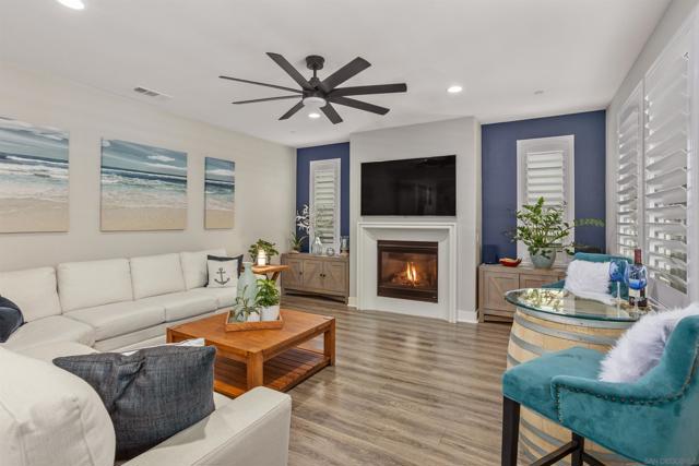 303 Ventasso Way, Fallbrook CA: https://media.crmls.org/mediaz/16f2cdb4-0a25-464f-ab29-560999af80c5.jpg