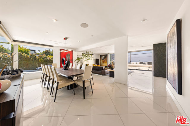3144 Corda Drive, Los Angeles CA: https://media.crmls.org/mediaz/16f3435f-cec7-478e-8262-ac90a811b7ef.jpg