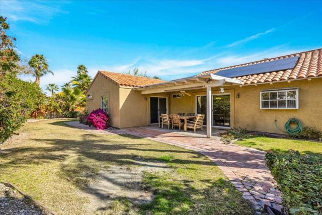 36429 Las Begonias, Cathedral City CA: https://media.crmls.org/mediaz/16f343d0-7911-4cdc-99da-e9de7f5fd050.jpg