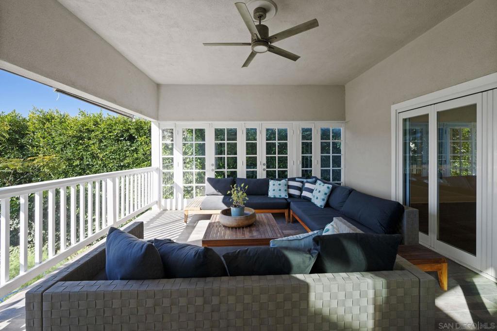 12740 Via Felino - photo 16