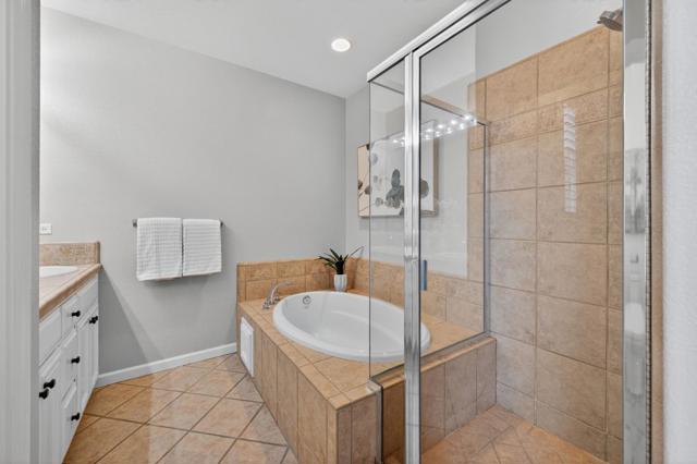 1220 Kelley Way, Santa Clara CA: https://media.crmls.org/mediaz/16f3746a-4b02-4901-8897-550375748268.jpg