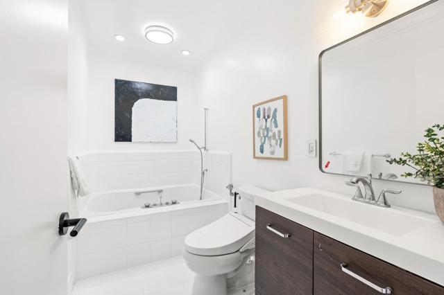 212 Ramona Street, San Mateo CA: https://media.crmls.org/mediaz/16f46d68-d0df-470b-8581-4bbd822bba09.jpg