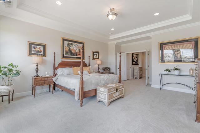 2531 Leona Pl, Pleasanton CA: https://media.crmls.org/mediaz/16f9edc3-6402-48cb-b82e-efe5b5f21db7.jpg