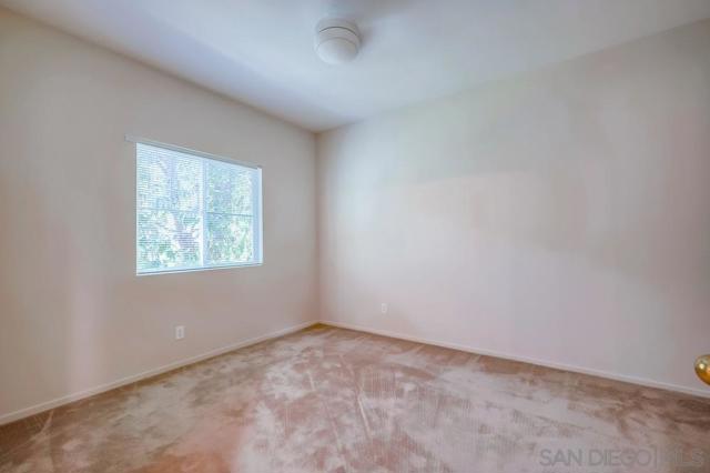 26374 Arboretum Way, Murrieta CA: https://media.crmls.org/mediaz/16fa502a-b2a7-4b8a-96c1-6815a520ba0a.jpg