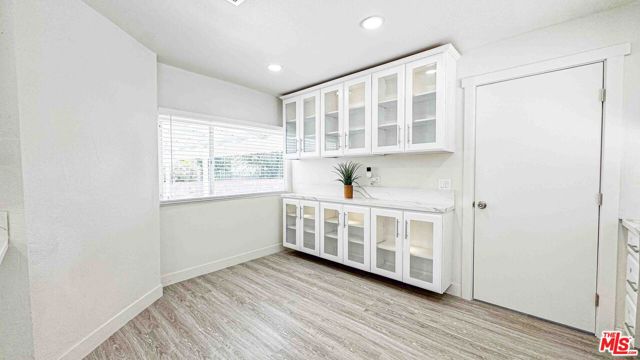 565 W El Morado Court, Ontario CA: https://media.crmls.org/mediaz/16fd4e1c-4de9-400a-9a59-a53865540f9d.jpg