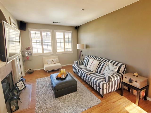 Detail Gallery Image 10 of 18 For 6484 Corte La Luz, Carlsbad,  CA 92009 - 2 Beds | 2 Baths