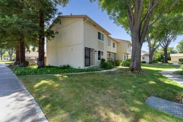 3696 Woodbine Way, Pleasanton CA: https://media.crmls.org/mediaz/16fd73c8-b647-4d95-8bb8-04cfa734fece.jpg