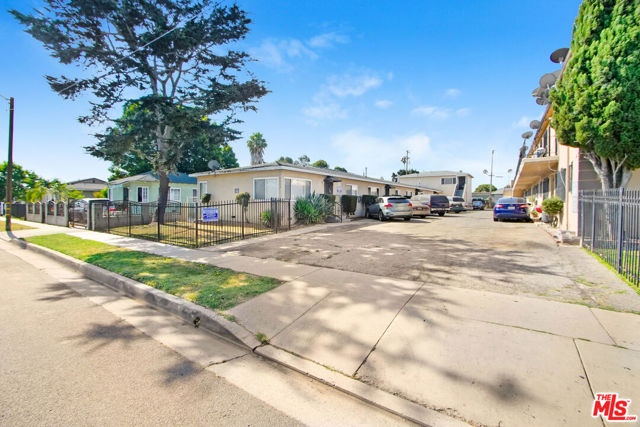 1232 94th Street, Los Angeles, California 90044, ,Multi-Family,For Sale,94th,24420239