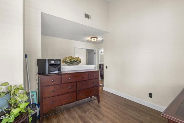 Detail Gallery Image 30 of 45 For 1832 Topaz Ave, Ventura,  CA 93004 - 2 Beds | 2/1 Baths