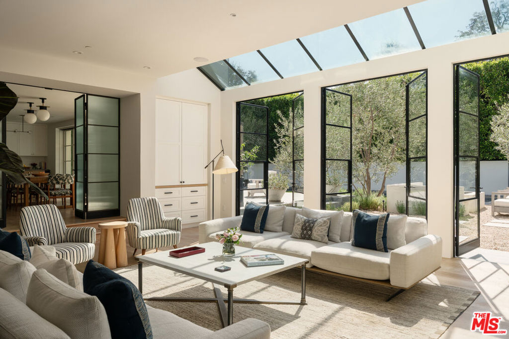 MLS #25602681 image #5