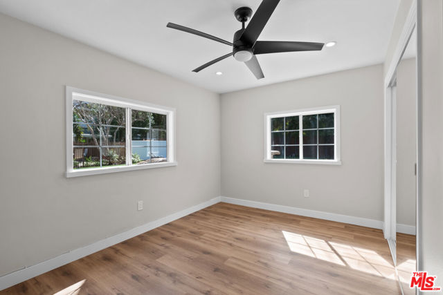 5656 Penfield Avenue, Woodland Hills CA: https://media.crmls.org/mediaz/16ffc47a-769f-4668-9b12-9f9201d64a49.jpg