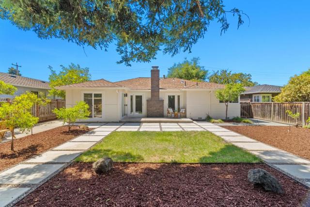 520 S Bayview Avenue, Sunnyvale CA: https://media.crmls.org/mediaz/1700b069-7a69-4f8a-953e-eb735a02890b.jpg