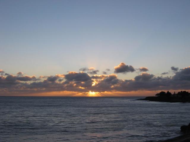 944 W West Cliff Drive, Santa Cruz CA: https://media.crmls.org/mediaz/1700d73b-ce8b-4d4d-8ca2-dba3353d26da.jpg