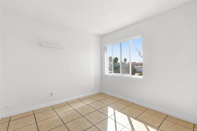 Detail Gallery Image 10 of 26 For 402 8 Olivewood, San Diego,  CA 92113 - – Beds | – Baths