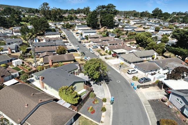 2621 Heather Lane, San Bruno CA: https://media.crmls.org/mediaz/1702d1ed-6cc6-475a-8dd3-8a537fb58568.jpg