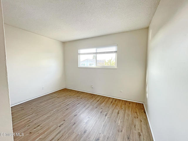 2467 Invar Court, Simi Valley CA: https://media.crmls.org/mediaz/17035c39-7f4f-427d-8c67-d49cbf1bd10b.jpg