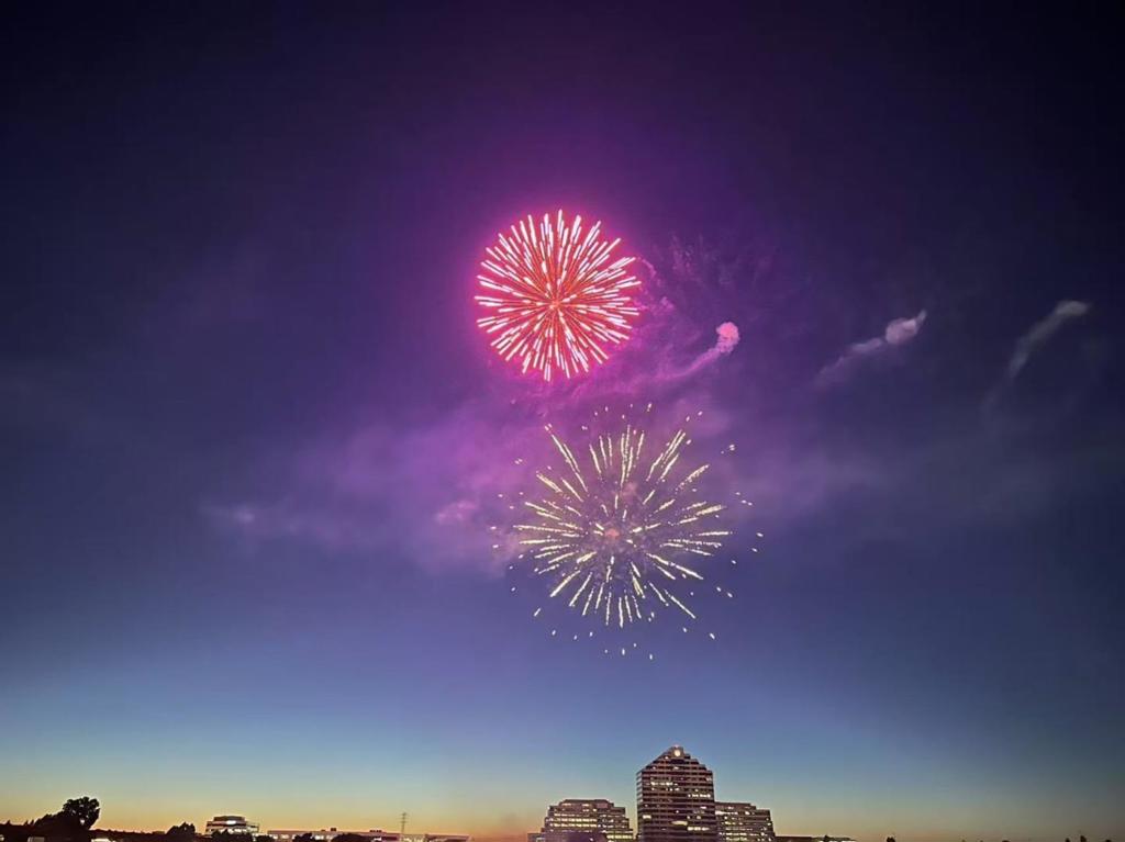 https://media.crmls.org/mediaz/17042849-cc14-41be-b39e-02858261c51e.jpg?preset=X-Large