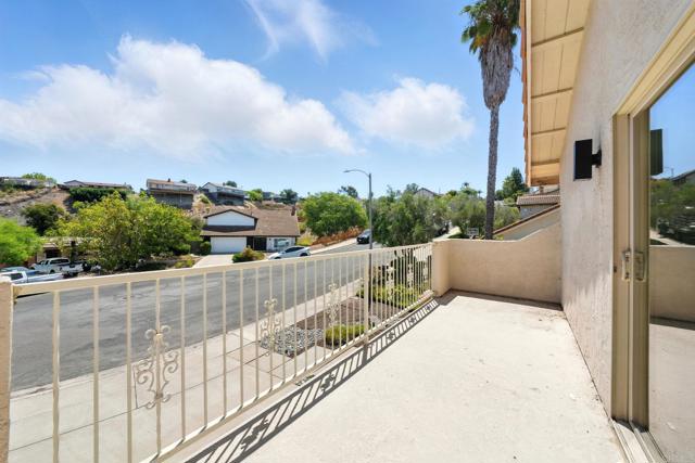 Detail Gallery Image 27 of 47 For 2165 Flying Hills Ln, El Cajon,  CA 92020 - 3 Beds | 2/1 Baths