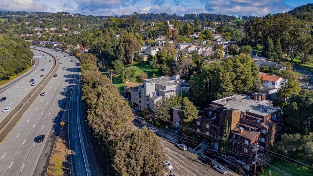 Image 5 of 26 For 9716 Mountain Blvd