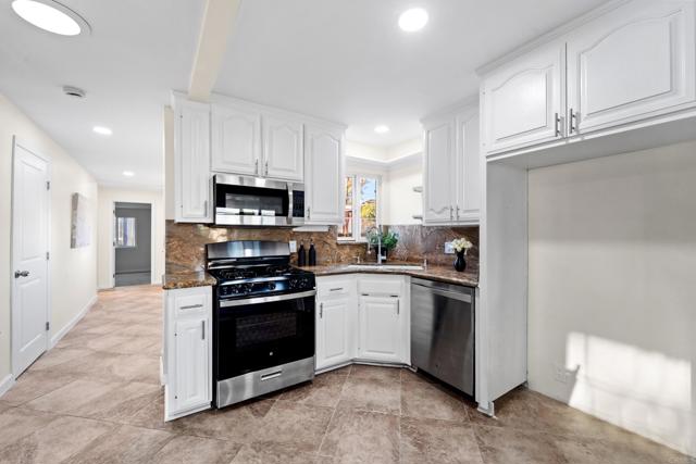 Image 10 of 32 For 313 Lento Ln