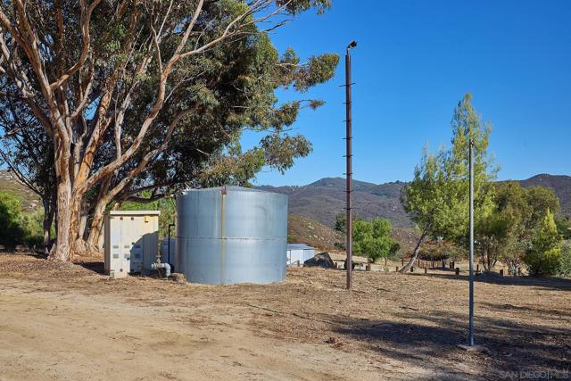 6185 Alpine Blvd, Alpine CA: https://media.crmls.org/mediaz/17078c84-ab0f-4801-8d4e-f803688f08ca.jpg