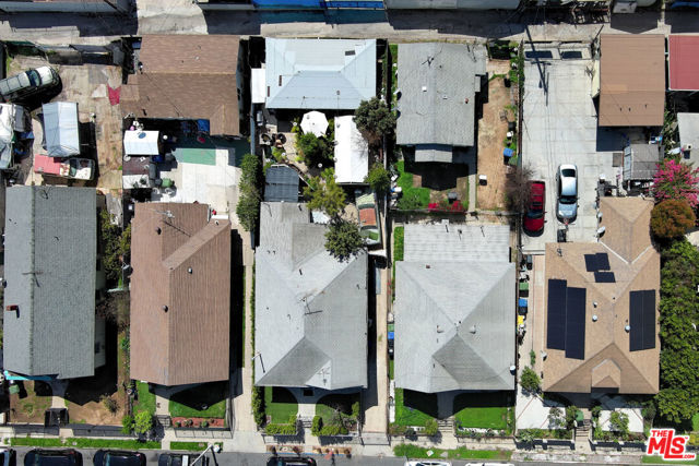 3242 Gleason Avenue, Los Angeles CA: https://media.crmls.org/mediaz/1708081f-5679-4fbe-bb9d-f1a209b2784a.jpg
