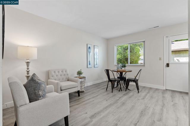 1050 Mohr Ln, Concord CA: https://media.crmls.org/mediaz/170838f1-dc65-4bd1-97d3-c94f7bbc8d1b.jpg