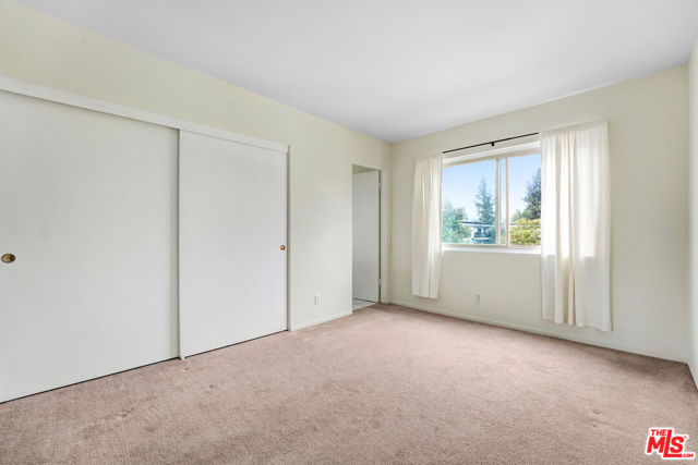 6232 Nita Avenue, Woodland Hills CA: https://media.crmls.org/mediaz/17084e35-6569-4ae3-a5f0-1c7cd953dc6b.jpg