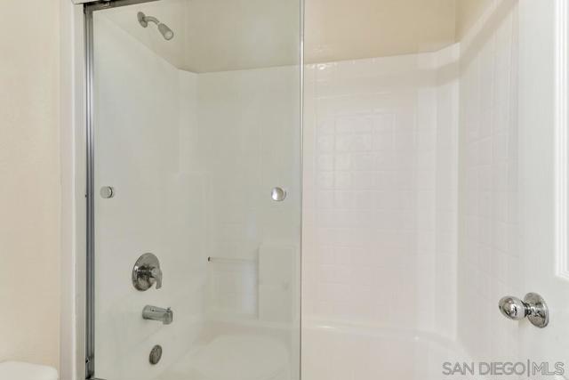 10496 Chaparral Dr, Santee CA: https://media.crmls.org/mediaz/1709508e-a49f-4177-8491-50f214d1524a.jpg