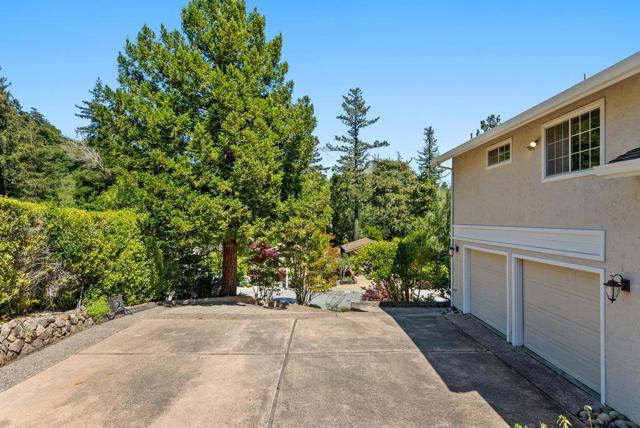 405 Esmeralda Drive, Santa Cruz CA: https://media.crmls.org/mediaz/1709a992-5123-4e0d-a426-ad98a044f2d8.jpg