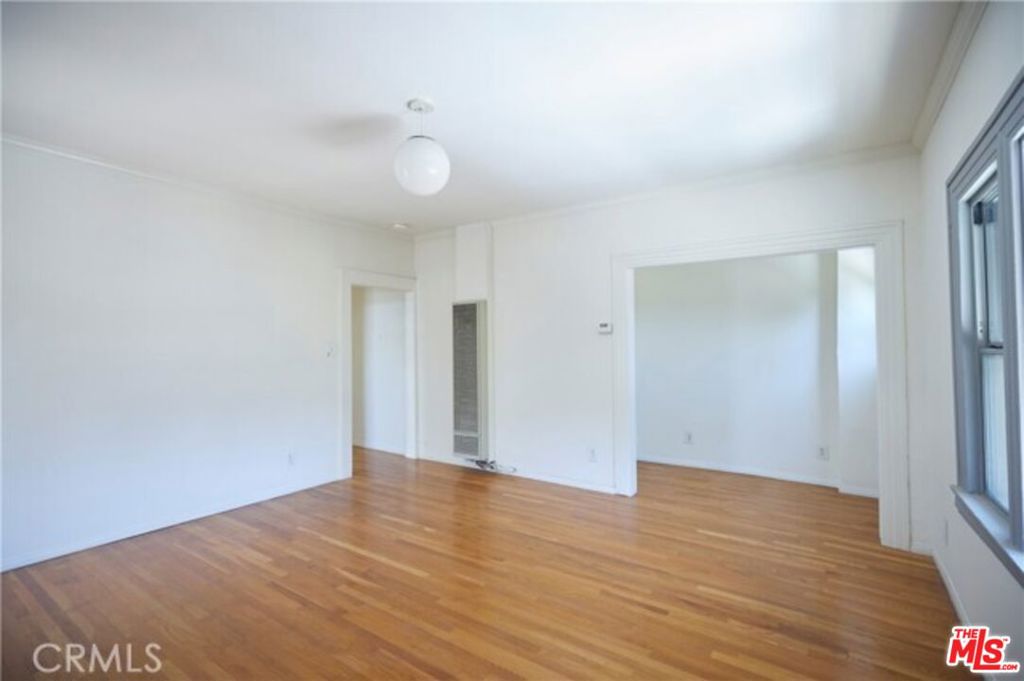 1271 N Wilton Place #3