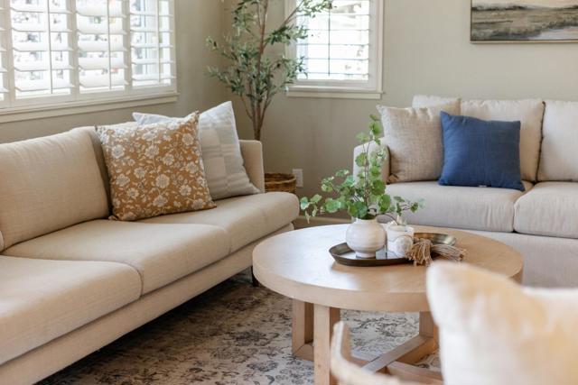 102 Spanish Bay Drive, Aptos CA: https://media.crmls.org/mediaz/1709e109-8ccb-48df-add6-5a98c8f08757.jpg