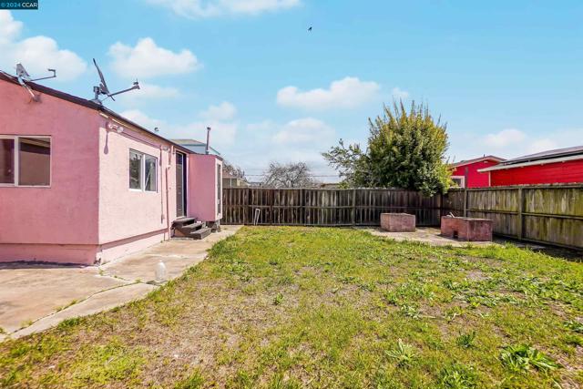 718 Maine Ave, Richmond, California 94804, 3 Bedrooms Bedrooms, ,1 BathroomBathrooms,Single Family Residence,For Sale,Maine Ave,41056246