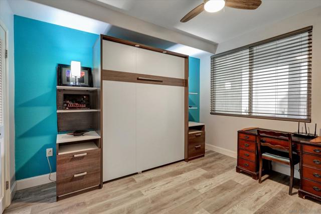 1601 India St, San Diego CA: https://media.crmls.org/mediaz/170c2379-3b17-475f-8452-ee4783bad471.jpg